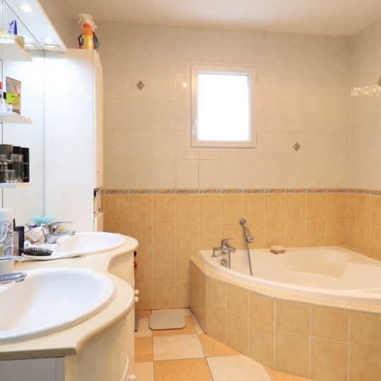  Annonces SAINTSULPICE : Maison / Villa | SADIRAC (33670) | 137 m2 | 418 400 € 