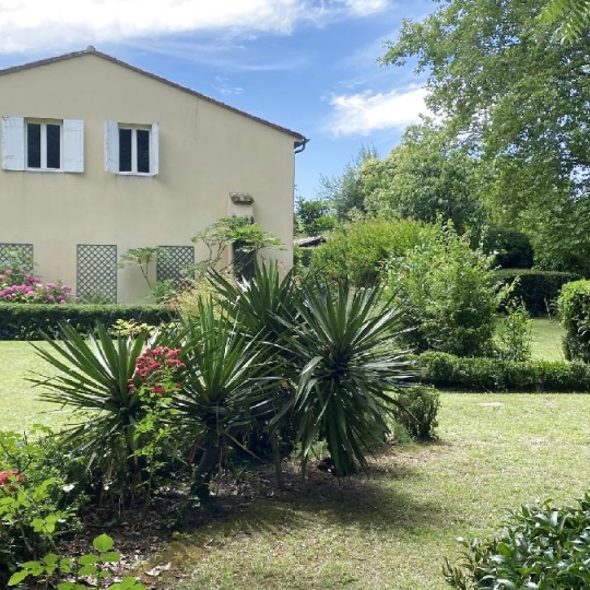  Annonces SAINTSULPICE : Maison / Villa | IZON (33450) | 481 m2 | 960 000 € 