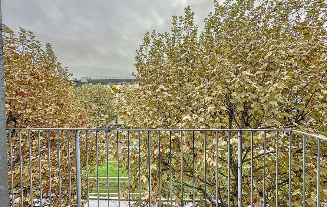 Annonces SAINTSULPICE : Appartement | CENON (33150) | 39 m2 | 150 000 € 
