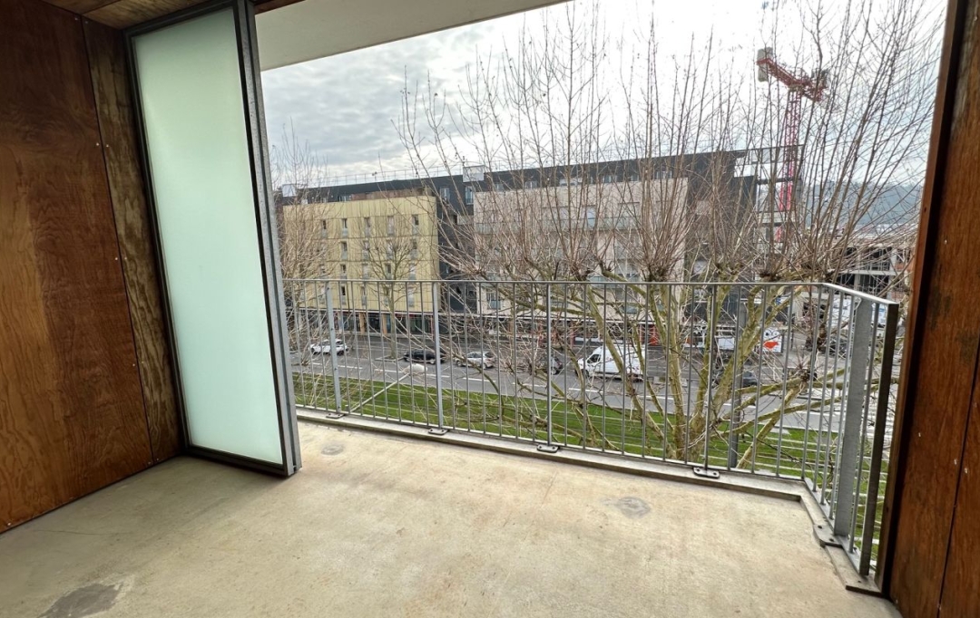 Annonces SAINTSULPICE : Appartement | CENON (33150) | 36 m2 | 145 000 € 