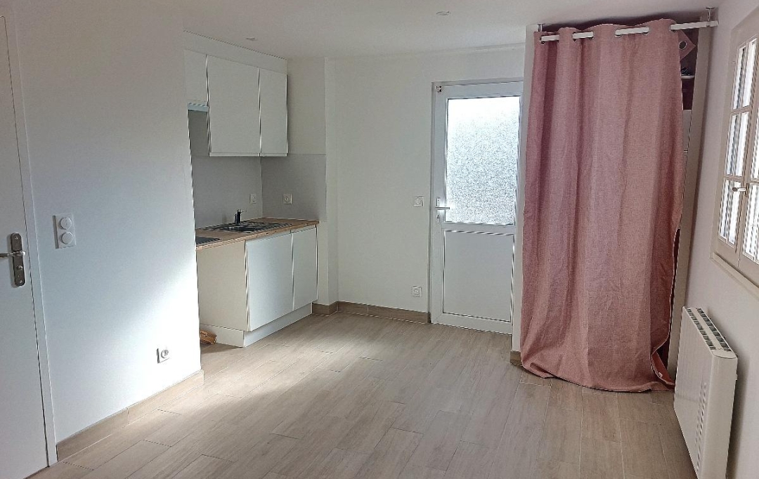 Annonces SAINTSULPICE : Appartement | SAINT-LOUBES (33450) | 18 m2 | 460 € 