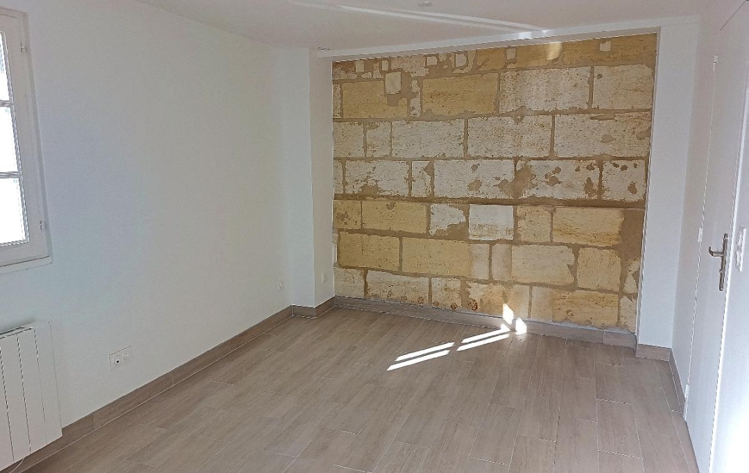Annonces SAINTSULPICE : Appartement | SAINT-LOUBES (33450) | 18 m2 | 460 € 
