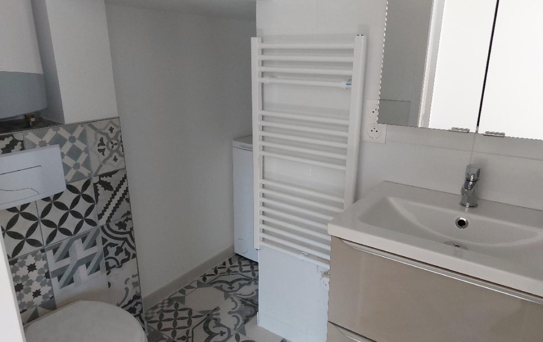 Annonces SAINTSULPICE : Appartement | SAINT-LOUBES (33450) | 18 m2 | 460 € 