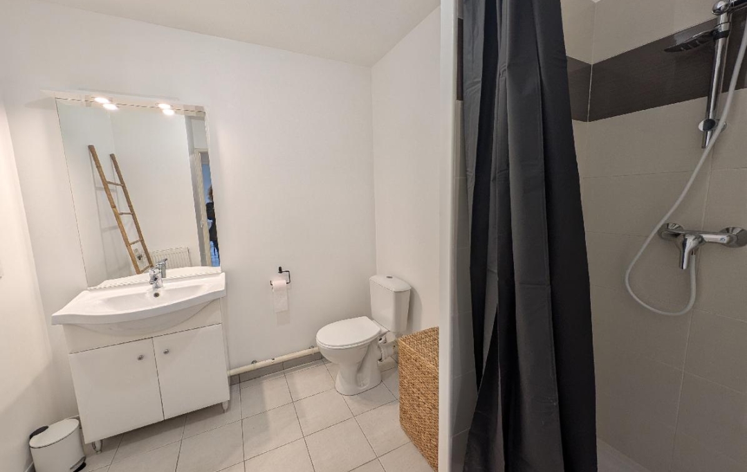 BELLES PROPRIETES D'AQUITAINE : Appartement | VAYRES (33870) | 42 m2 | 670 € 
