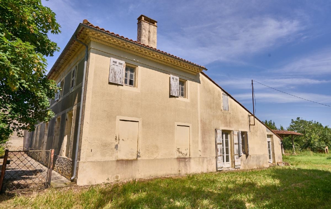 Annonces SAINTSULPICE : Maison / Villa | BEGADAN (33340) | 350 m2 | 190 000 € 