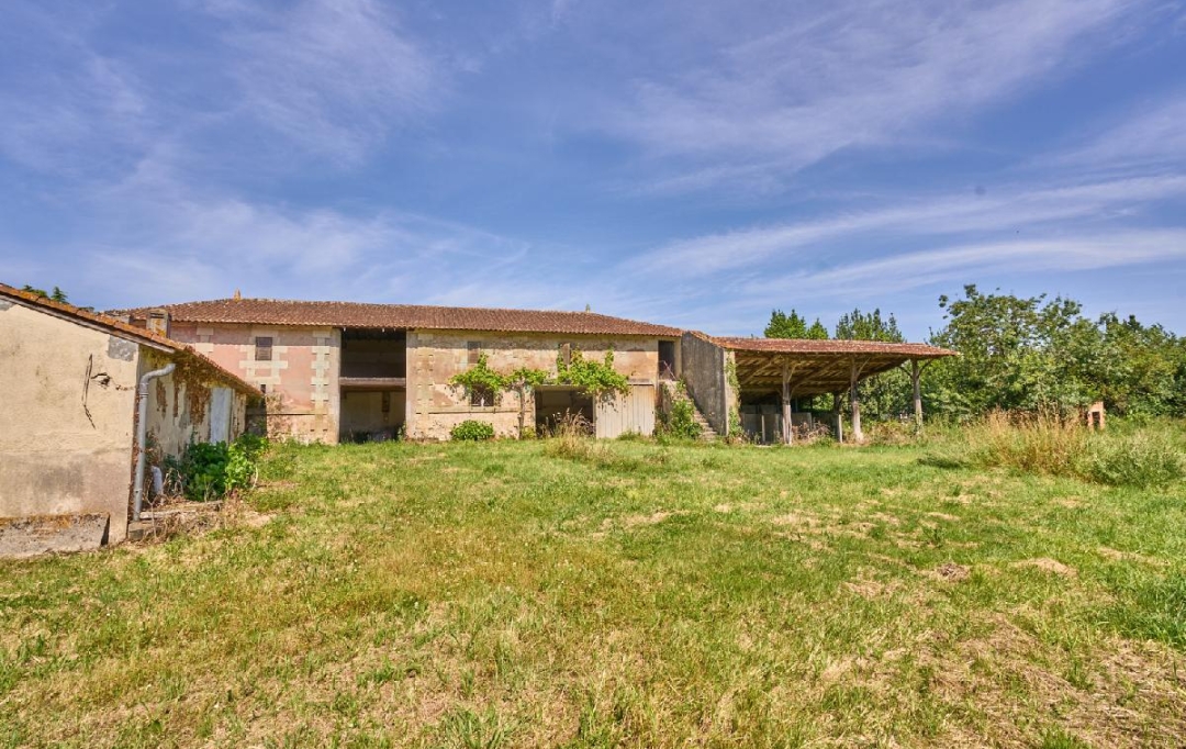 Annonces SAINTSULPICE : Maison / Villa | BEGADAN (33340) | 350 m2 | 190 000 € 