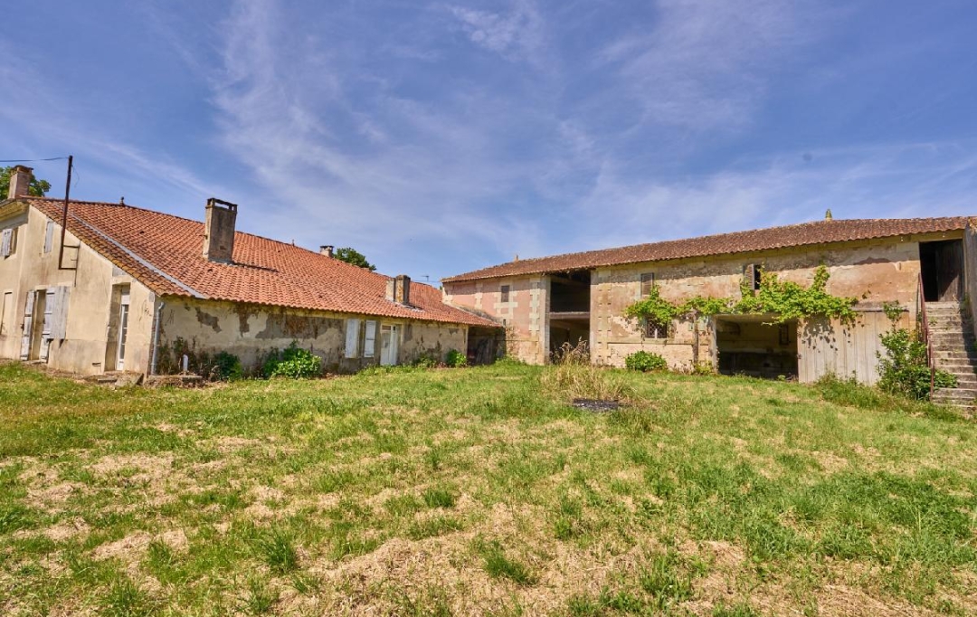 Annonces SAINTSULPICE : Maison / Villa | BEGADAN (33340) | 350 m2 | 190 000 € 