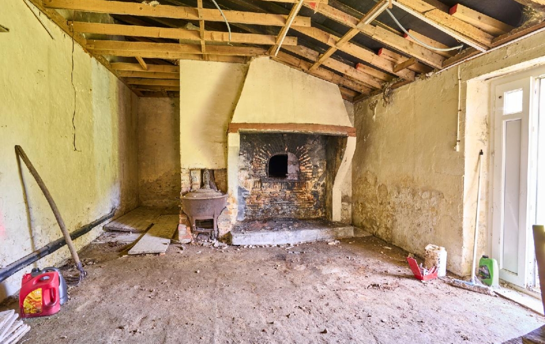 Annonces SAINTSULPICE : Maison / Villa | BEGADAN (33340) | 350 m2 | 190 000 € 