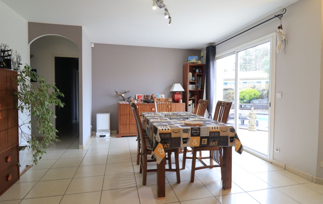 Annonces SAINTSULPICE : Maison / Villa | SADIRAC (33670) | 137 m2 | 418 400 € 
