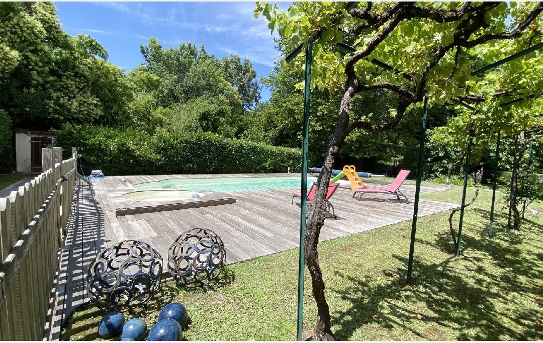 Annonces SAINTSULPICE : Maison / Villa | IZON (33450) | 481 m2 | 960 000 € 